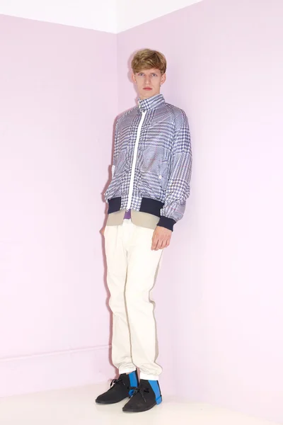 Look 9